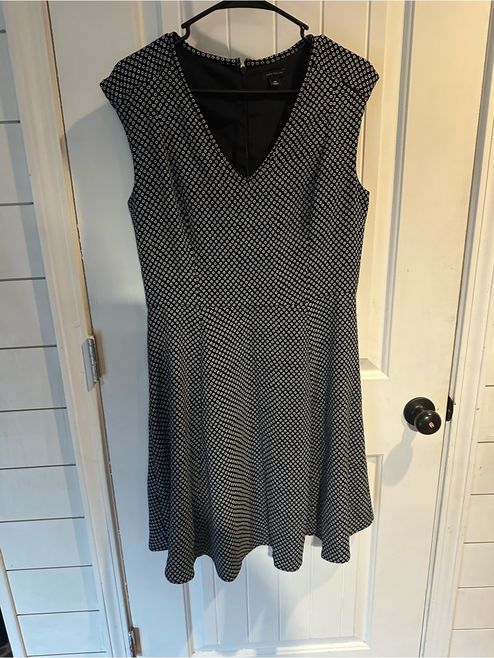 Ann Taylor Black and White Geometric V-Neck Midi Dress